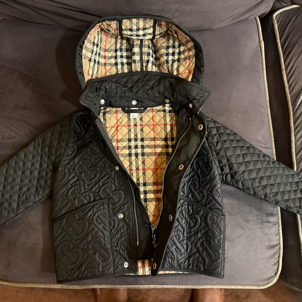 Burberry Black Quilted Kids Jacket with Signature Check Lining